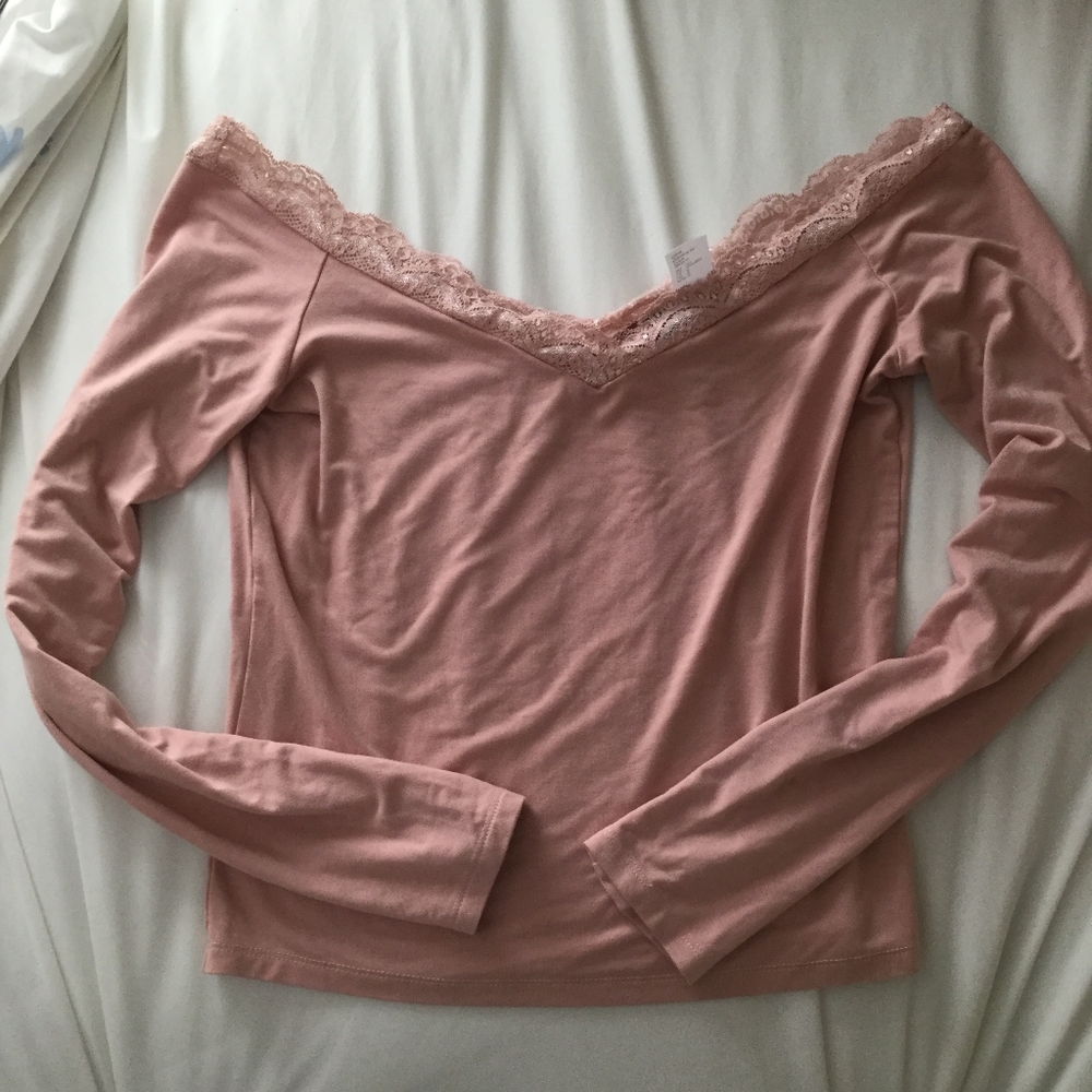 H&M off the shoulder lace top